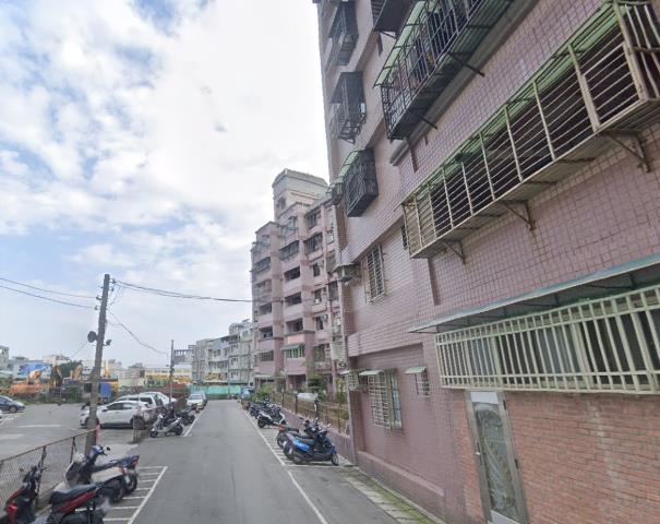 八里法拍大樓-0